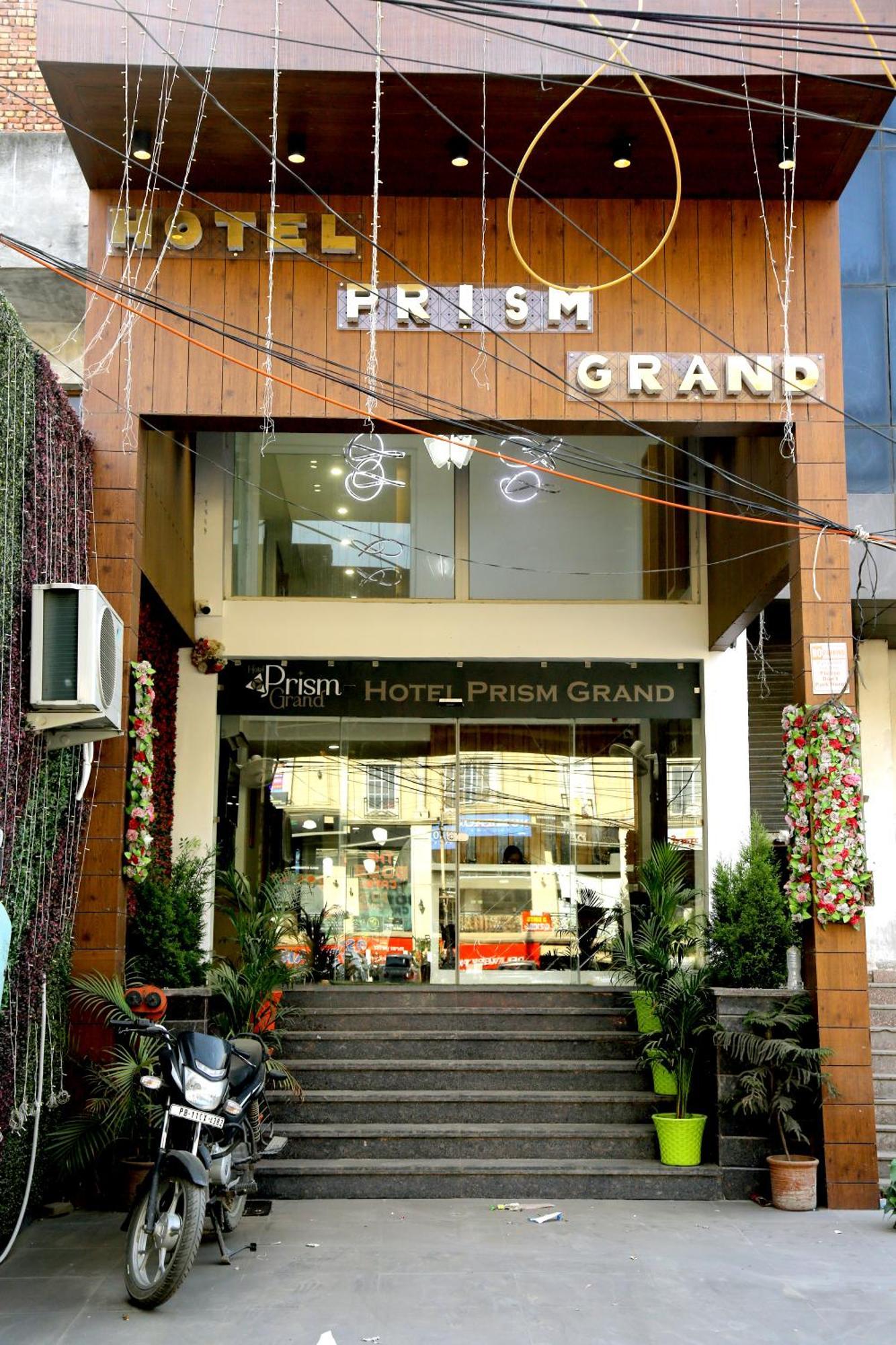 Prism Grand Ξενοδοχείο Zirakpur Εξωτερικό φωτογραφία